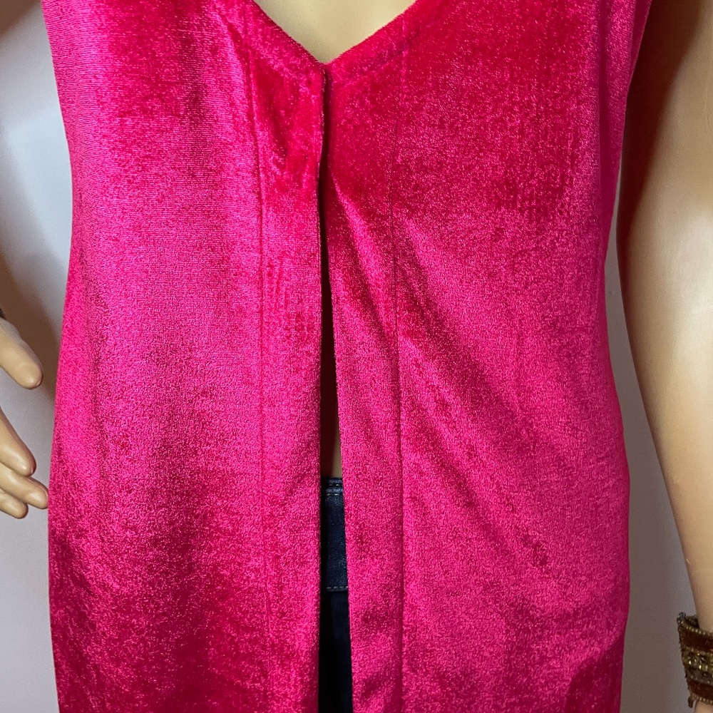 Magenta velour sleeveless duster tunic with slits! - Picture 4 of 12